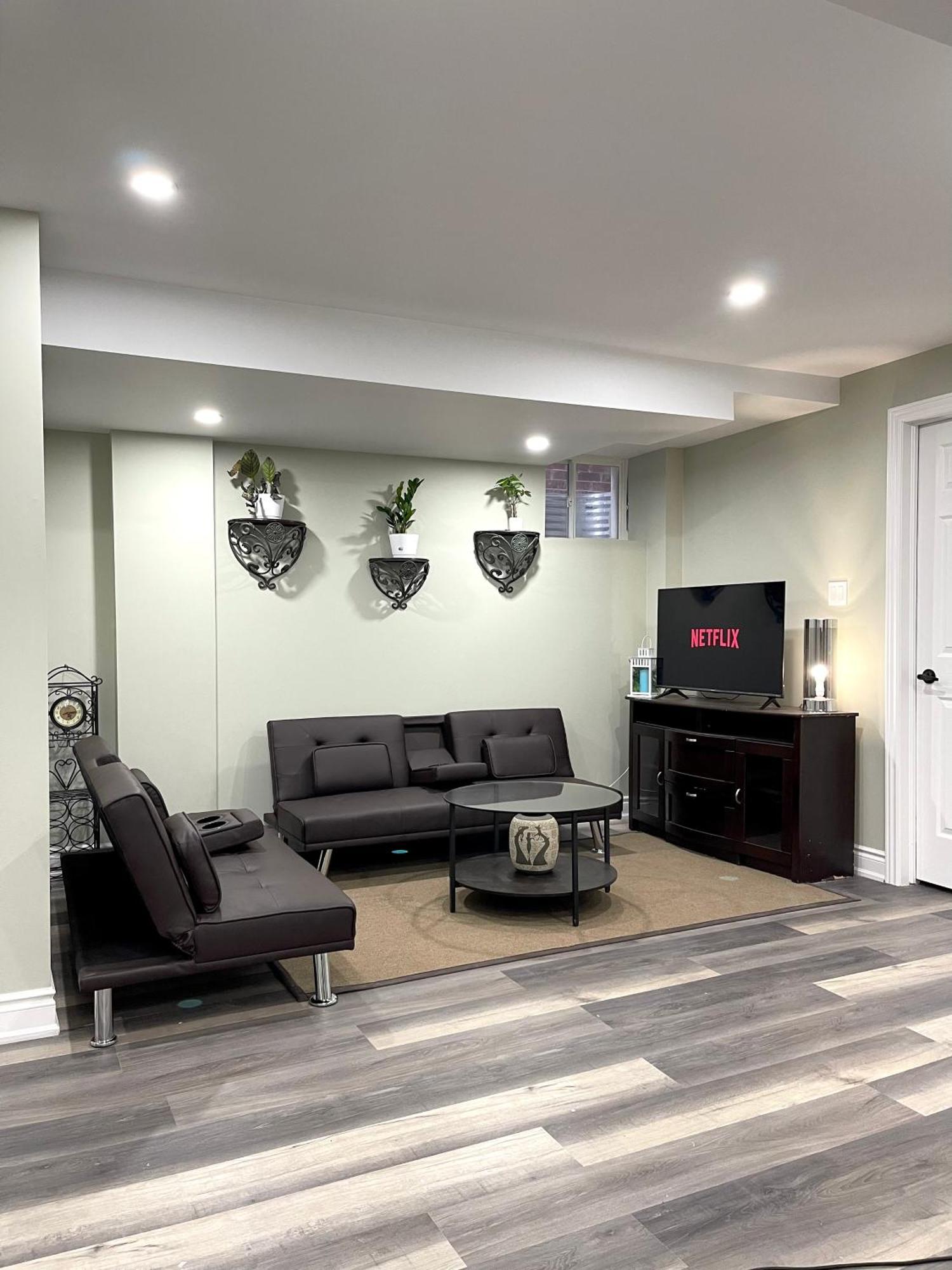 Niagara Falls Bnb 15 Mins Away From Falls Thorold Extérieur photo